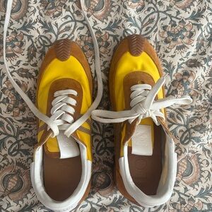 Women Yellow and Brown Sneakers 8.5